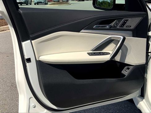 New 2026 BMW X1 xDrive28i w/ M Sport Package image 10