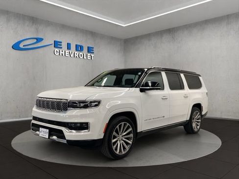 Used 2023 Jeep Grand Wagoneer L Series II AWD/4WD image 11