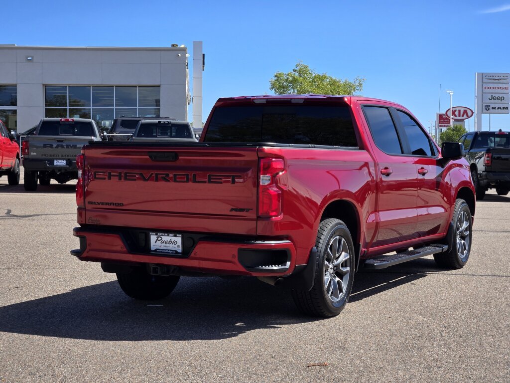 Used 2024 Chevrolet Silverado 1500 RST AWD/4WD image 3