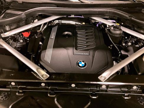 Used 2021 BMW X5 sDrive40i w/ Premium Package 2 image 29