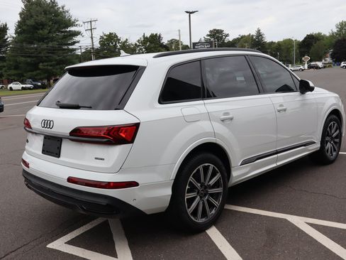 Used 2023 Audi Q7 2.0T Premium Plus w/ Premium Plus Package AWD/4WD image 7