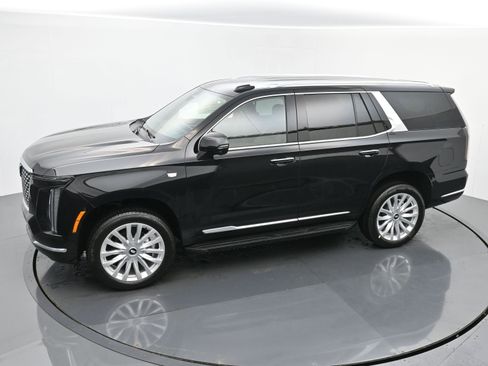 New 2026 Cadillac Escalade 4WD w/ LPO, Floor Liner Package image 24