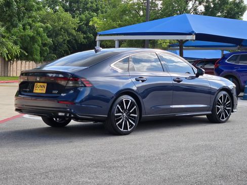 Used 2026 Honda Accord Touring image 3