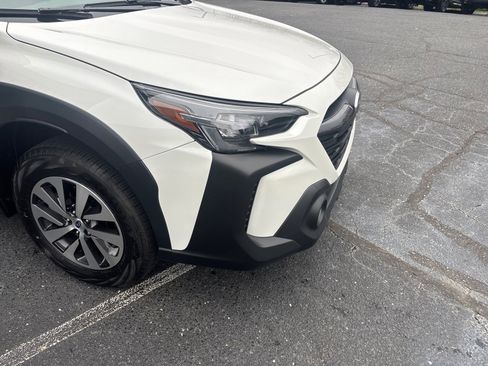 Certified 2025 Subaru Outback Premium w/ Popular Package #1A image 6