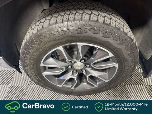 Used 2024 Chevrolet Silverado 1500 LT AWD/4WD image 14