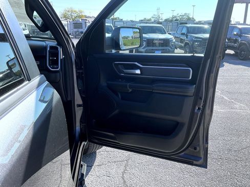 Used 2021 RAM 1500 Big Horn image 16