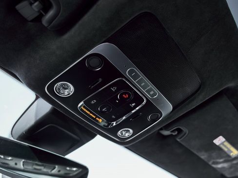 Used 2022 Bentley Continental GT image 73