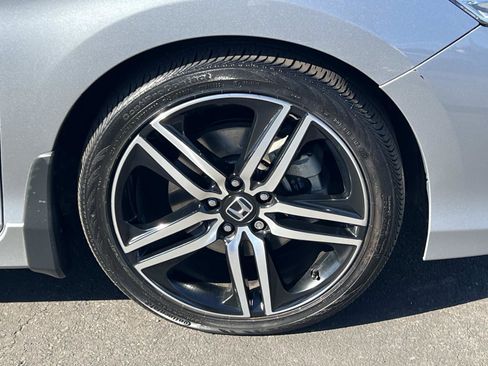 Certified 2017 Honda Accord Touring image 31