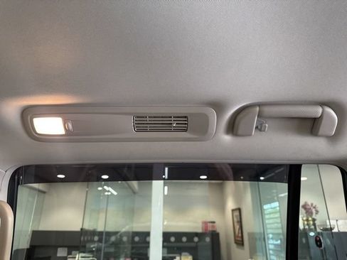 Used 2023 Nissan Armada Platinum w/ Captain's Chairs Package AWD/4WD image 49