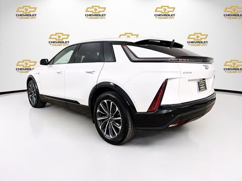 Used 2025 Cadillac Lyriq Sport image 5