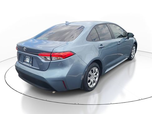 Used 2024 Toyota Corolla LE FWD image 6
