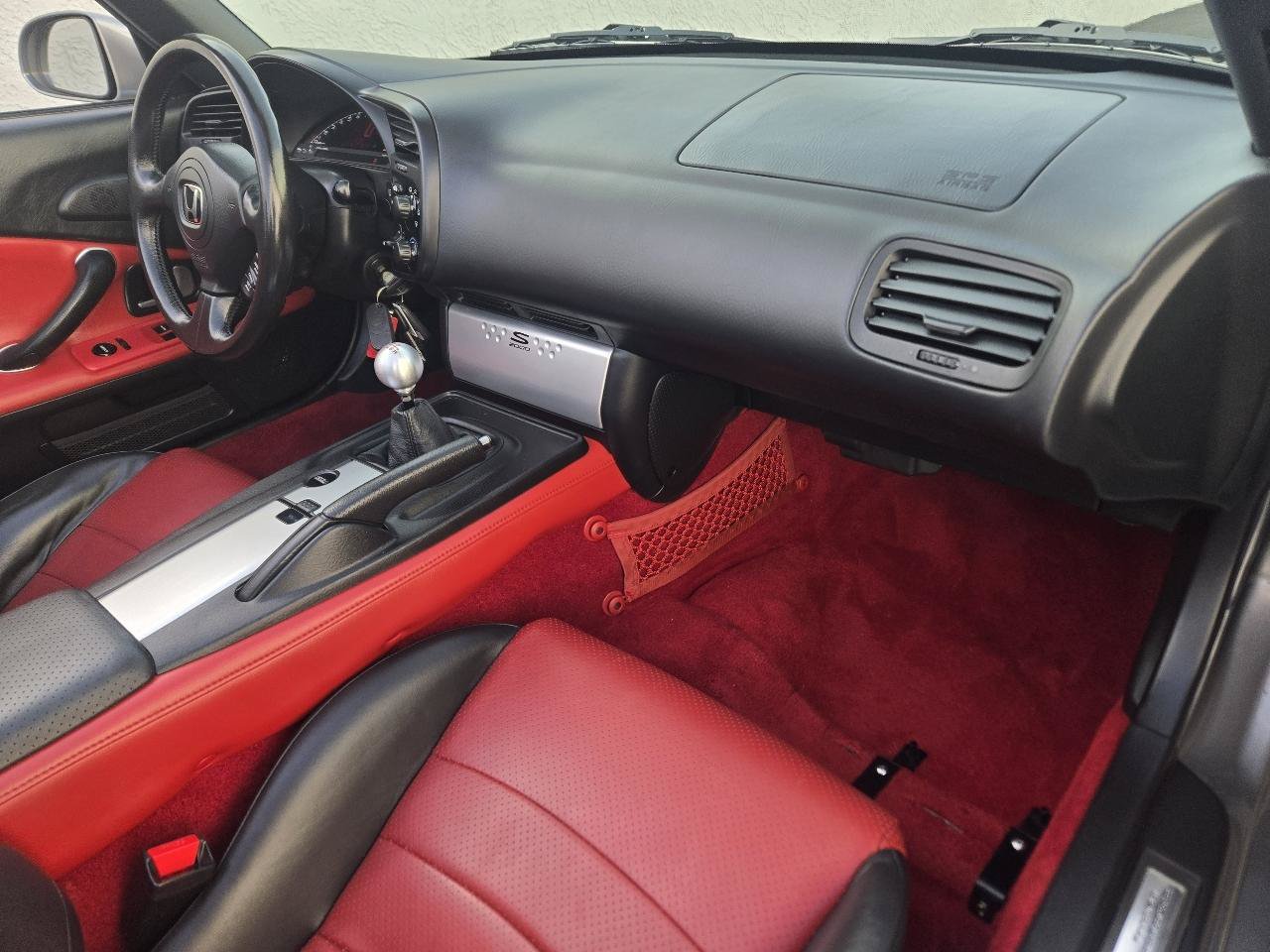 Used 2004 Honda S2000 image 41