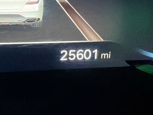 Used 2023 Genesis G70 2.0T w/ Sport Prestige Package image 10