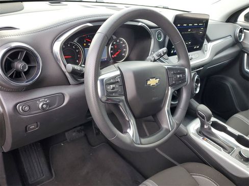 Used 2025 Chevrolet Blazer LT image 10