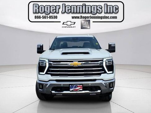 Used 2024 Chevrolet Silverado 3500 LTZ w/ LTZ Plus Package image 7