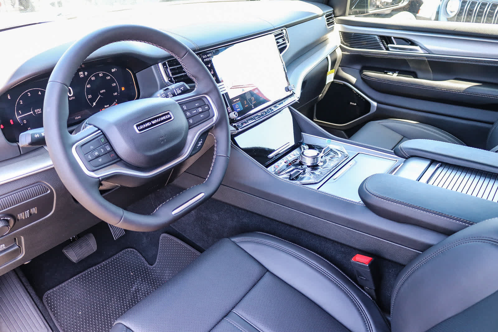 New 2026 Jeep Grand Wagoneer L Limited AWD/4WD image 18