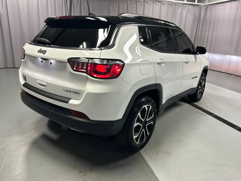Used 2023 Jeep Compass Limited AWD/4WD image 7
