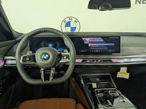 New 2026 BMW 760i xDrive w/ Executive Package image 18