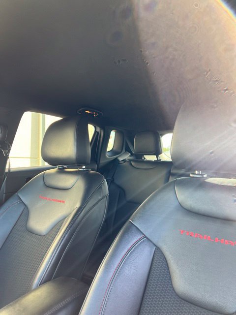Used 2025 Jeep Compass Trailhawk AWD/4WD image 5