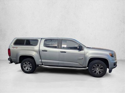 Used 2018 Chevrolet Colorado W/T w/ WT Convenience Package image 6