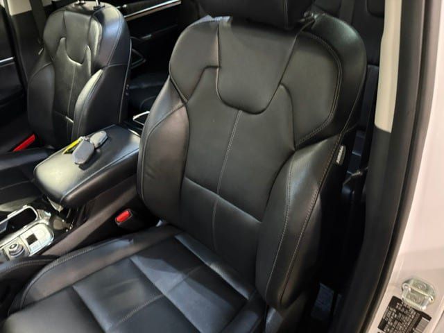 Used 2025 Kia Telluride SX AWD/4WD image 42