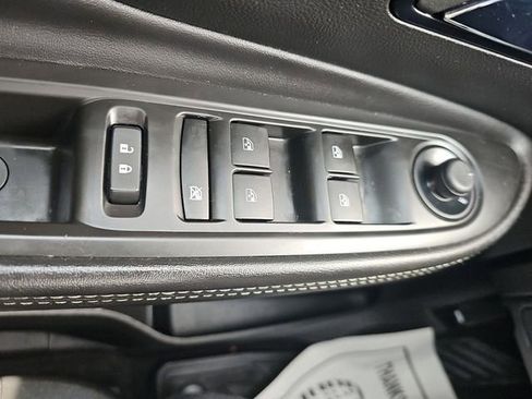Used 2022 Buick Encore Preferred w/ Safety Package AWD/4WD image 20