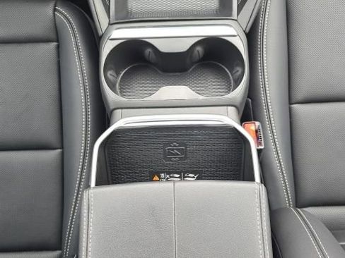 Used 2026 GMC Terrain Elevation w/ Elevation Premium Package image 38