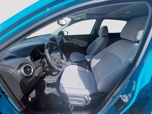 Used 2022 Hyundai Kona SEL w/ Convenience Package image 16