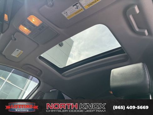 Used 2022 Honda CR-V Touring image 13
