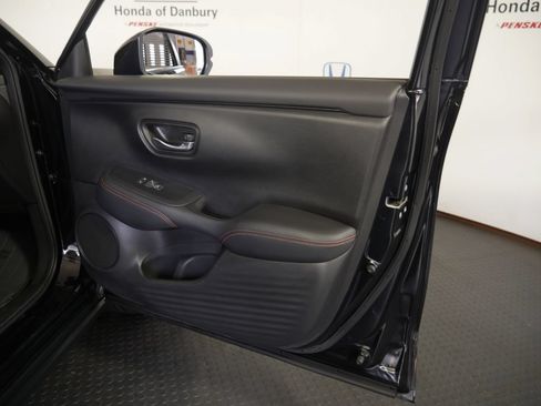 Certified 2024 Honda HR-V Sport image 5