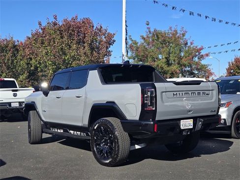 Used 2024 GMC Hummer EV 2X image 6