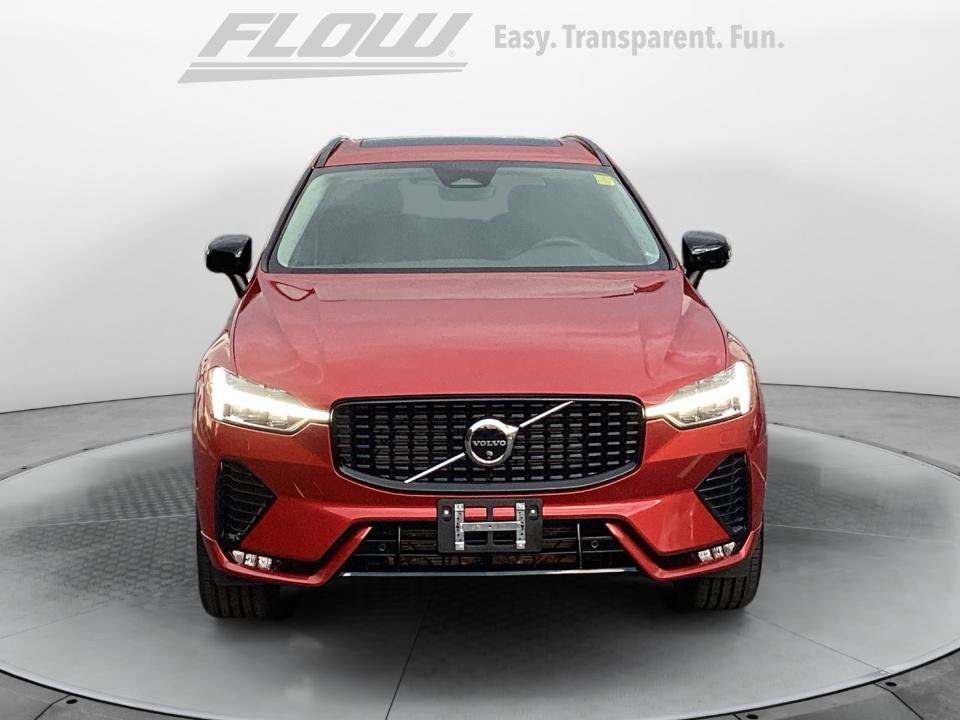 Certified 2024 Volvo XC60 B5 Plus w/ Protection Package Premier AWD/4WD image 3