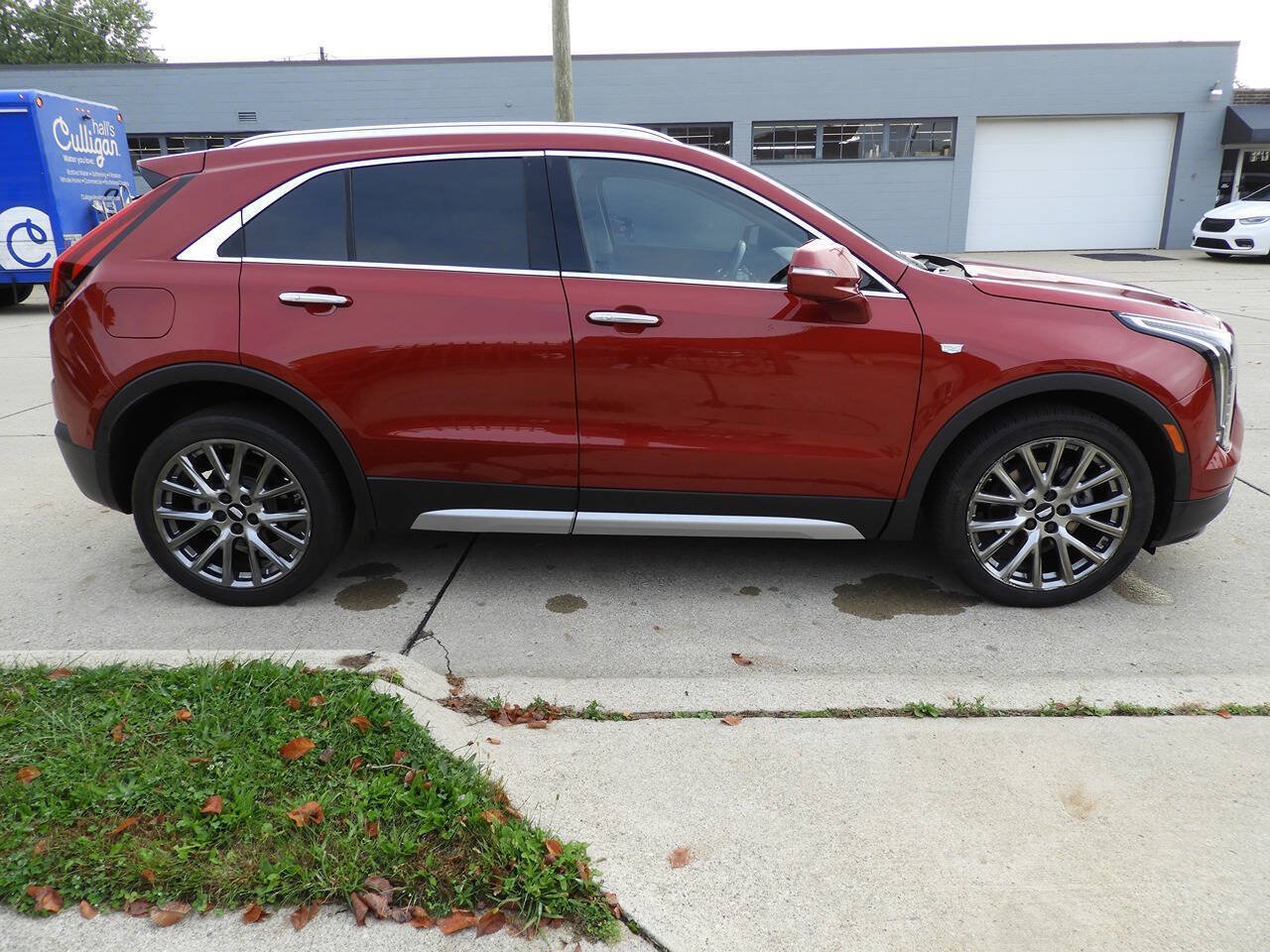 Used 2021 Cadillac XT4 Premium Luxury AWD/4WD image 9