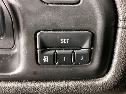 Used 2021 GMC Sierra 1500 SLT RWD image 32