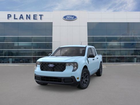 New 2026 Ford Maverick XLT w/ XLT Luxury Package FWD image 2