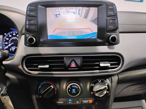 Used 2020 Hyundai Kona SE FWD image 40