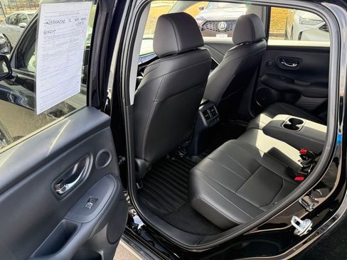 Certified 2025 Acura ADX Base image 15