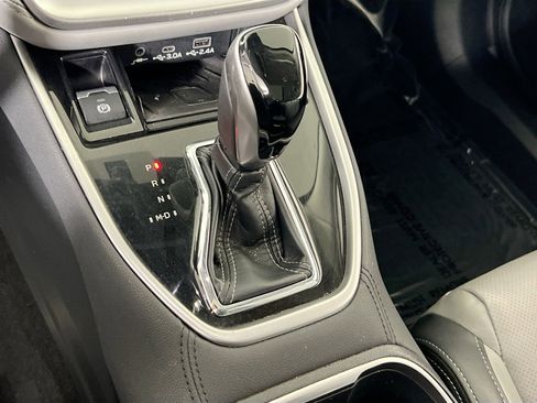 Used 2023 Subaru Outback Limited AWD/4WD image 17