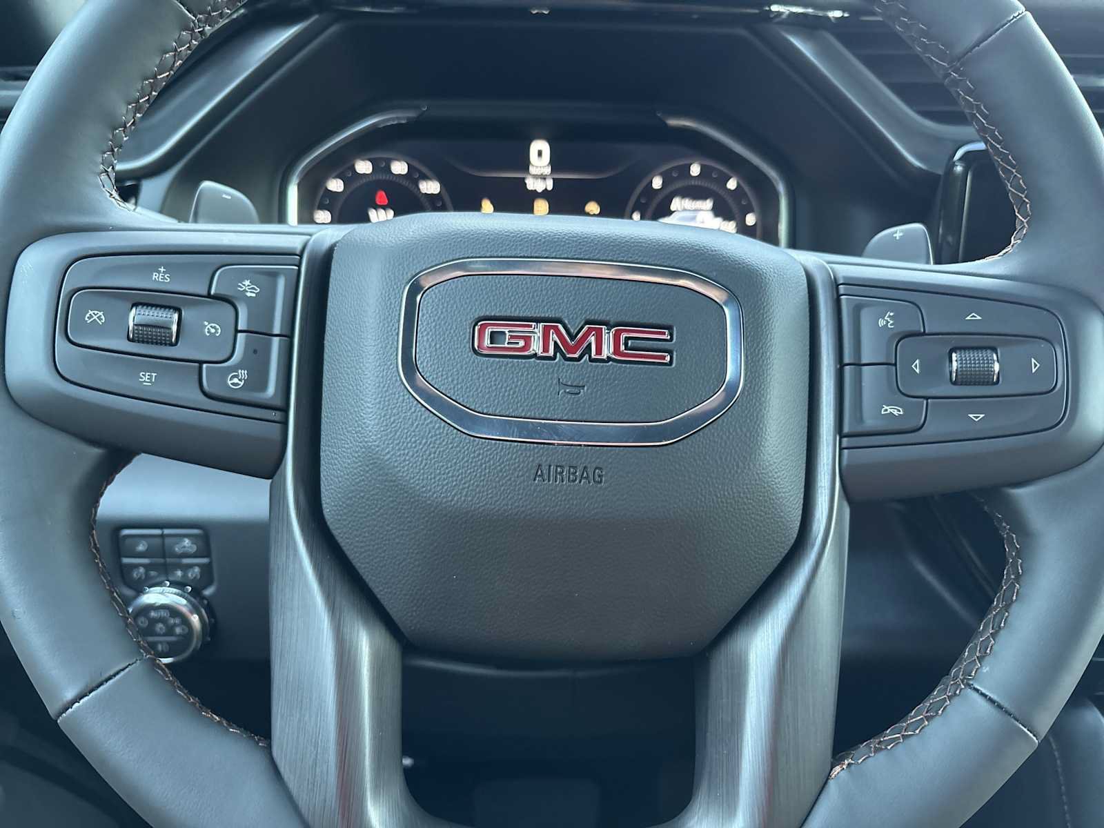 New 2026 GMC Sierra 1500 AT4 w/ AT4 Premium Package AWD/4WD image 10