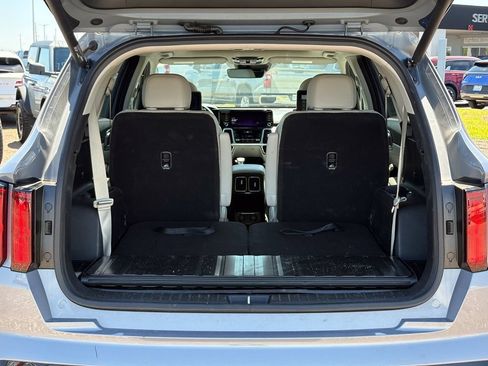 Certified 2023 Kia Sorento SX AWD/4WD image 18