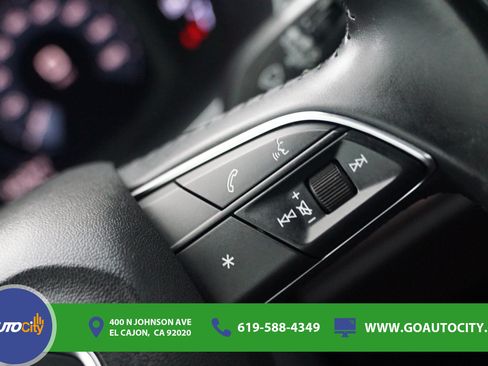 Used 2019 Audi Q3 2.0T Premium AWD/4WD image 22