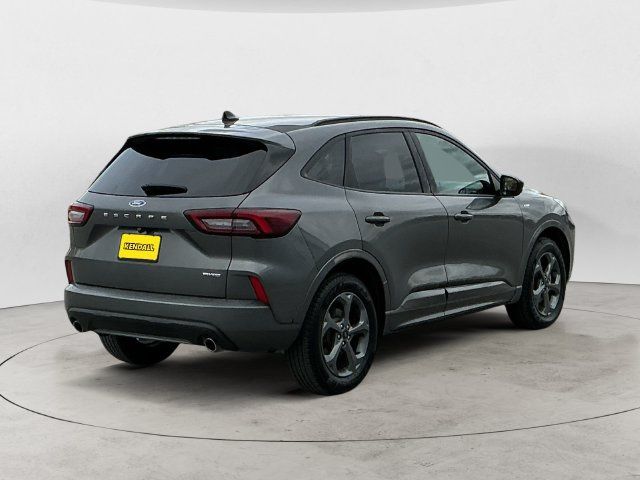 Used 2024 Ford Escape ST-Line AWD/4WD image 5