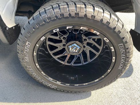 Used 2022 Chevrolet Silverado 3500 High Country image 51