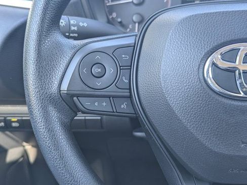 Used 2024 Toyota Corolla LE image 21