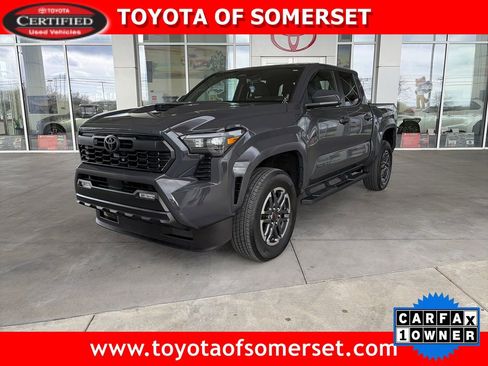 Certified 2025 Toyota Tacoma TRD Sport AWD/4WD image 1