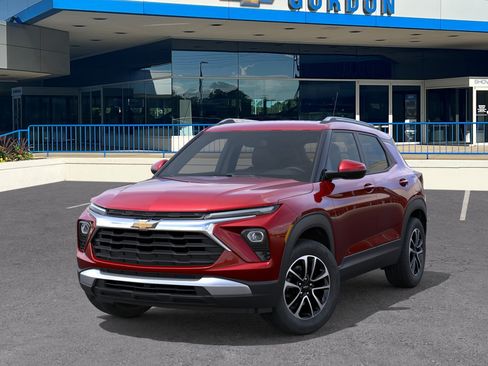 New 2026 Chevrolet TrailBlazer LT w/ LT Cold Weather Package AWD/4WD image 6