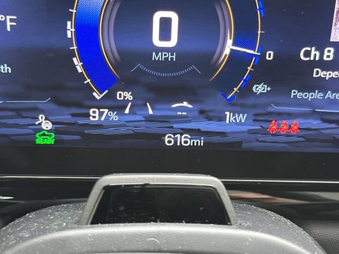 Used 2024 Chevrolet Silverado EV RST image 30