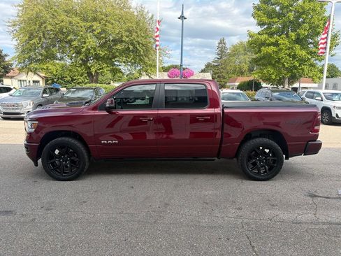 Used 2023 RAM 1500 Laramie AWD/4WD image 9