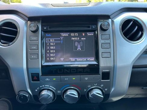 Used 2014 Toyota Tundra SR5 w/ TRD Off Road Package AWD/4WD image 20
