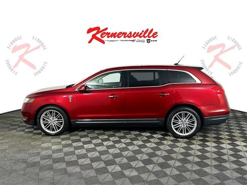 Used 2015 Lincoln MKT EcoBoost w/ Equipment Group 201A image 4